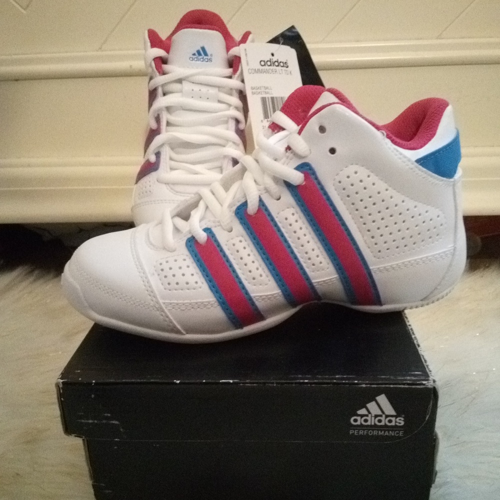 (Sold)NWT Adidas Kids